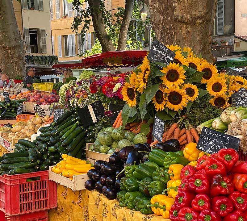 Market Tour in Aix-en-Provence