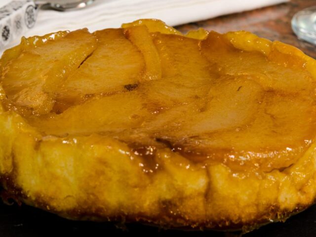 Apple tart tatin